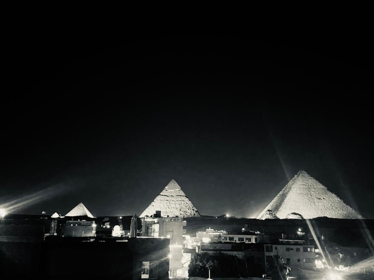 The Pyramids Gate Inn Kafret el-Gabal Eksteriør billede